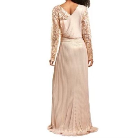 Tadashi Shoji Sequin Pintuck Lace Evening Gown/Champagne/ Size S NWT - Picture 2 of 9